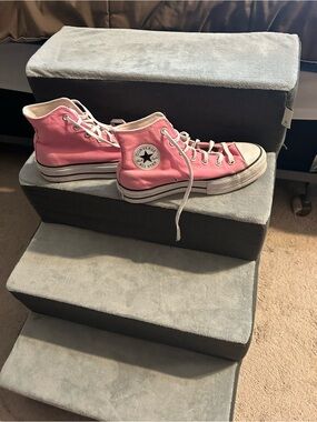 Converse High Top Sneakers in Pink Canvas - Women’s size 9